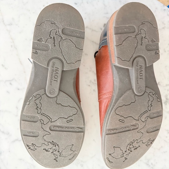 Naot Chief Oxford Soft Chestnut Leather Soft Ink Leather Mens Size 10 - Picture 11 of 15